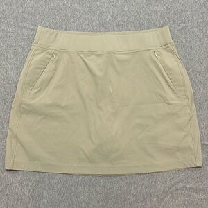 Eddie Bauer Women’s Skort Tan Size 14